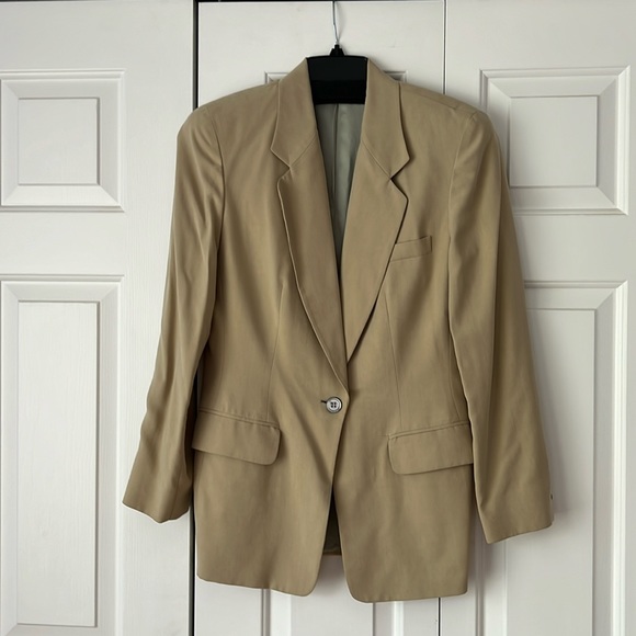 Vintage Silk blazer - Picture 1 of 7
